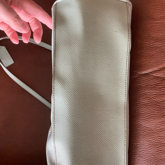 Authentic Coach spring tote sea foam green with matching wallet - Picture 8 of 10